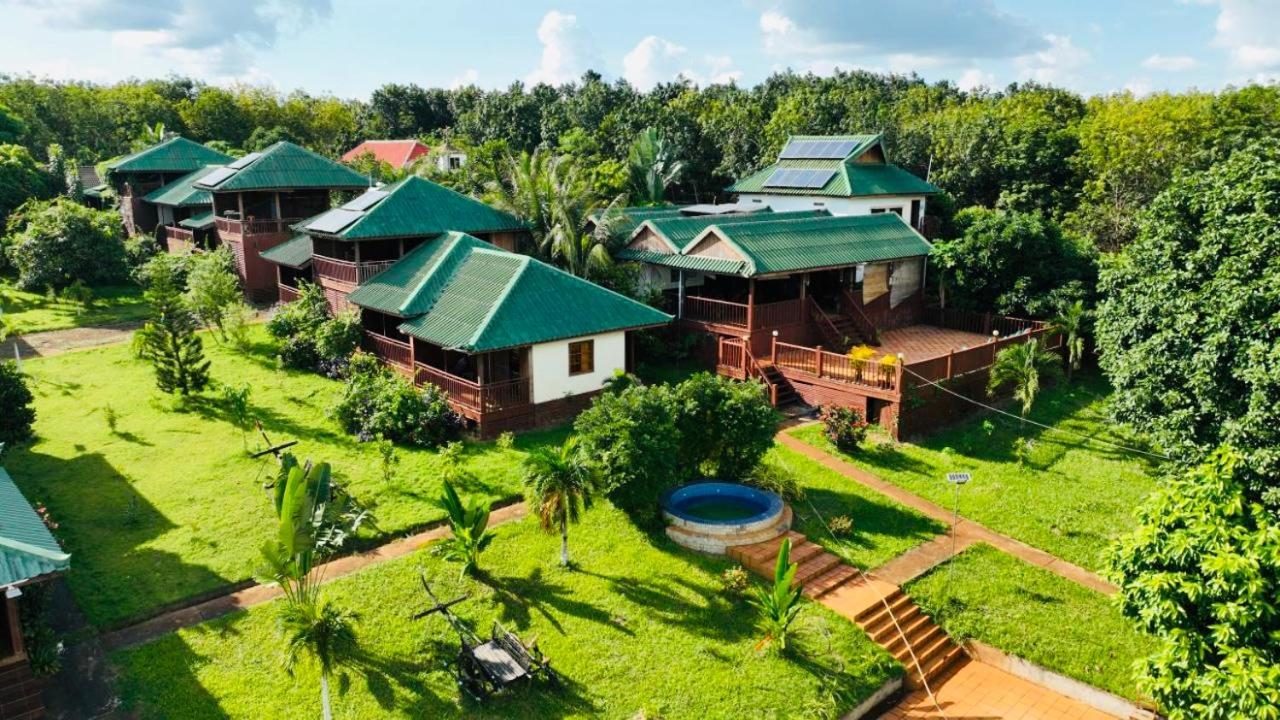 Ratanakiri Paradise Hotel & Restaurant Banlung Екстериор снимка