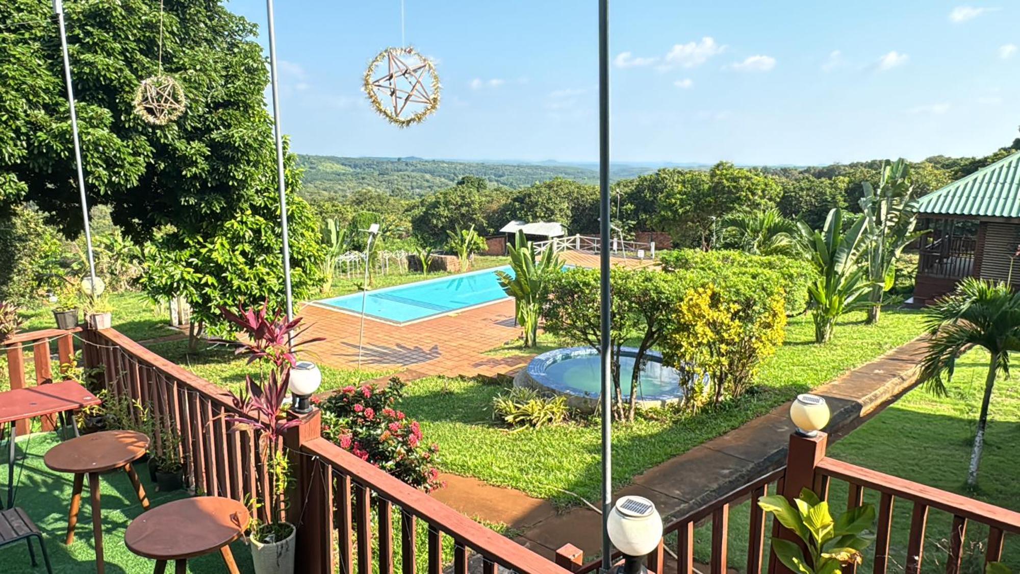 Ratanakiri Paradise Hotel & Restaurant Banlung Екстериор снимка