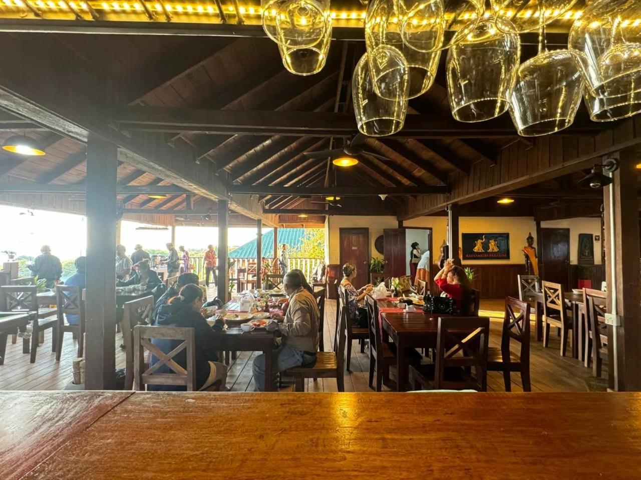 Ratanakiri Paradise Hotel & Restaurant Banlung Екстериор снимка