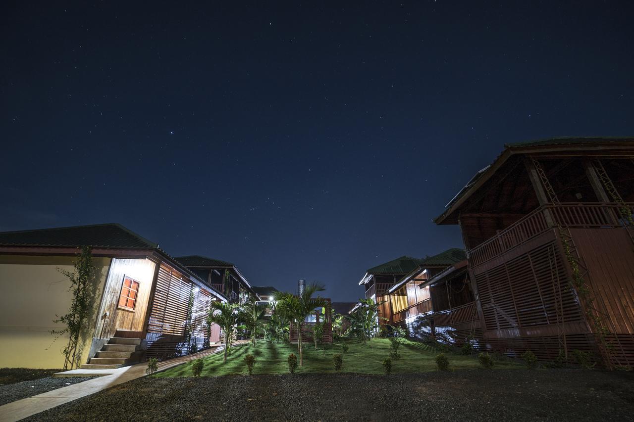 Ratanakiri Paradise Hotel & Restaurant Banlung Екстериор снимка
